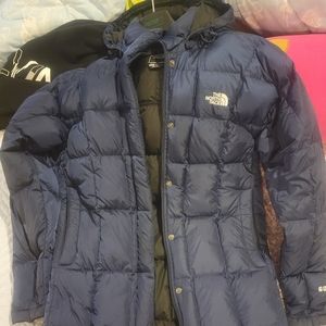 Northface long hoodies puffer
